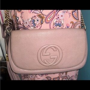 Gucci soho chain shoulder bag